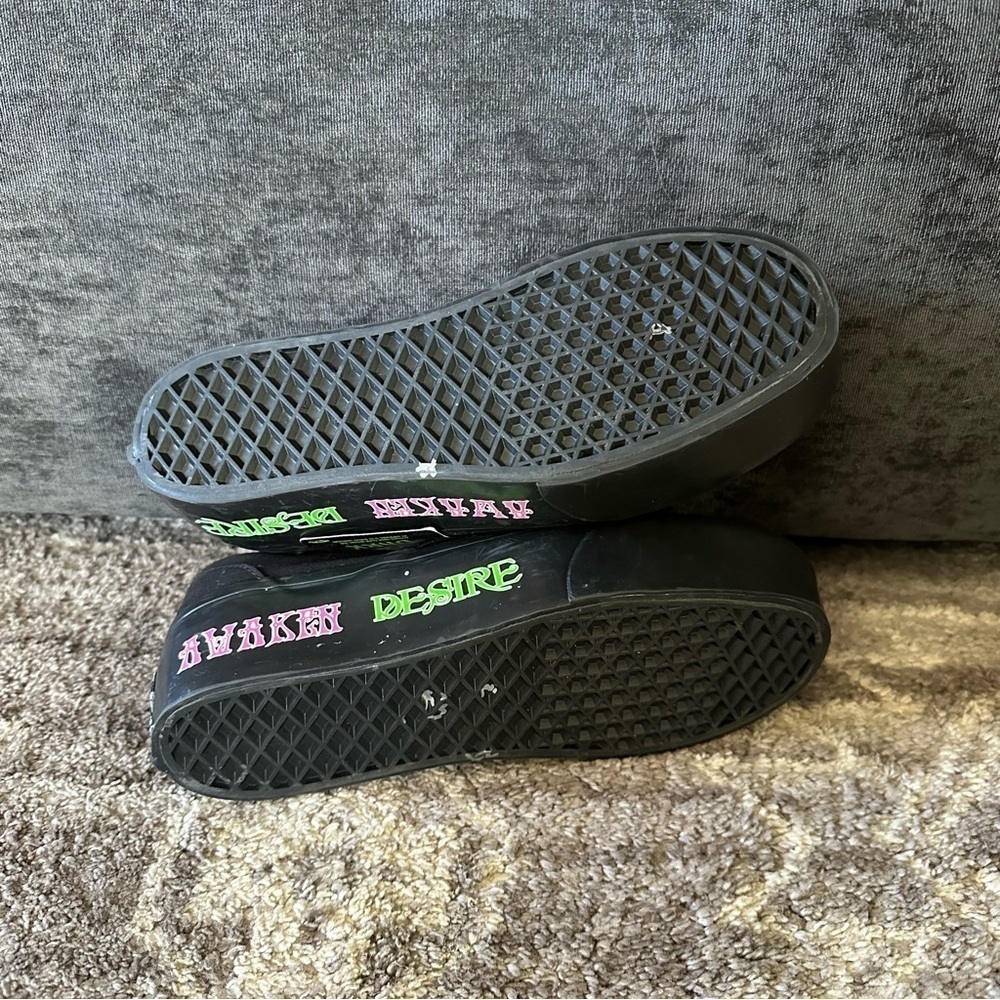 NWT Vans Slip On Platforms Awaken Desire Glow In The Dark Sneakers - Picture 5 of 6